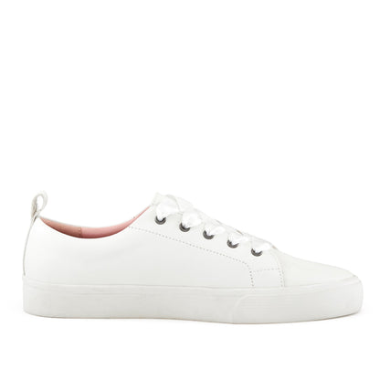 Vancouver Wide Lace Sneaker White