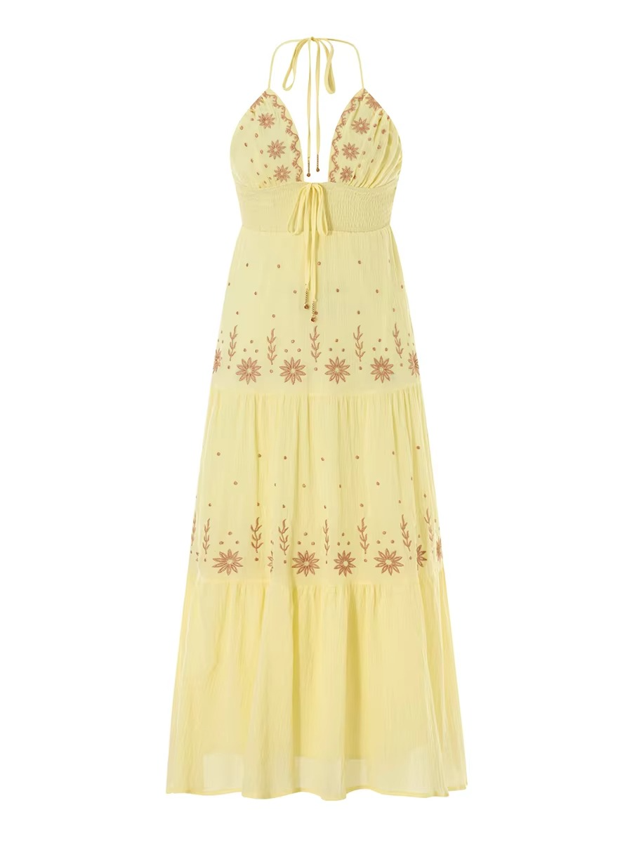 Vintage Boho Embroidered Halter Dress – Effortless Elegance