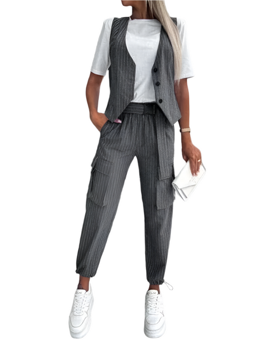 Striped Vest & Ankle-Length Pants Set – Effortless Elegance